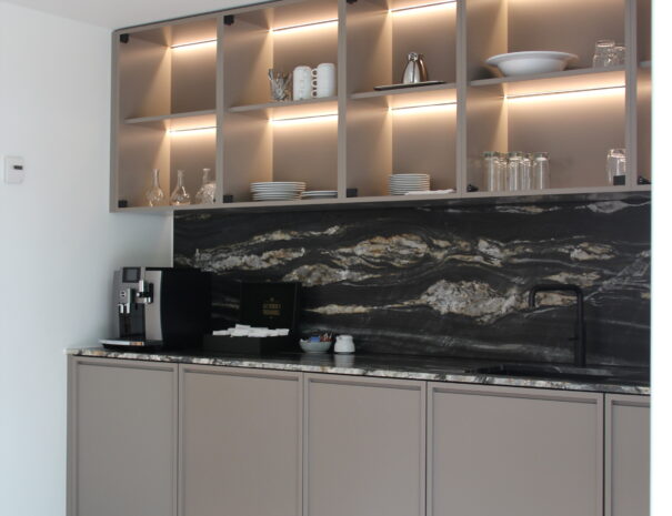 20230629_093340450_iOS