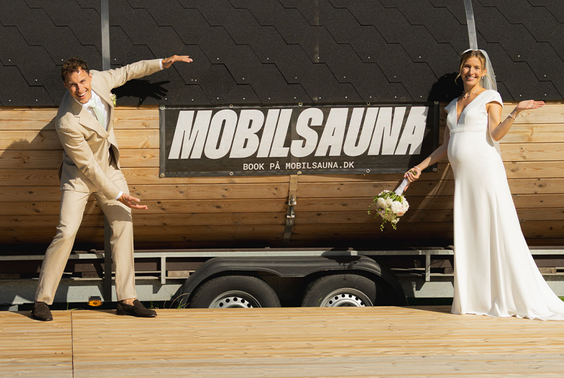 Mobil sauna opstillet til bryllup på Aggersvold Gods